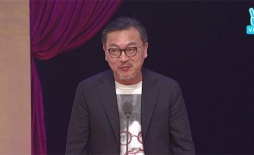 남우조연상 `부산행` 김의성 "말이 안된다 돈도 주고 …